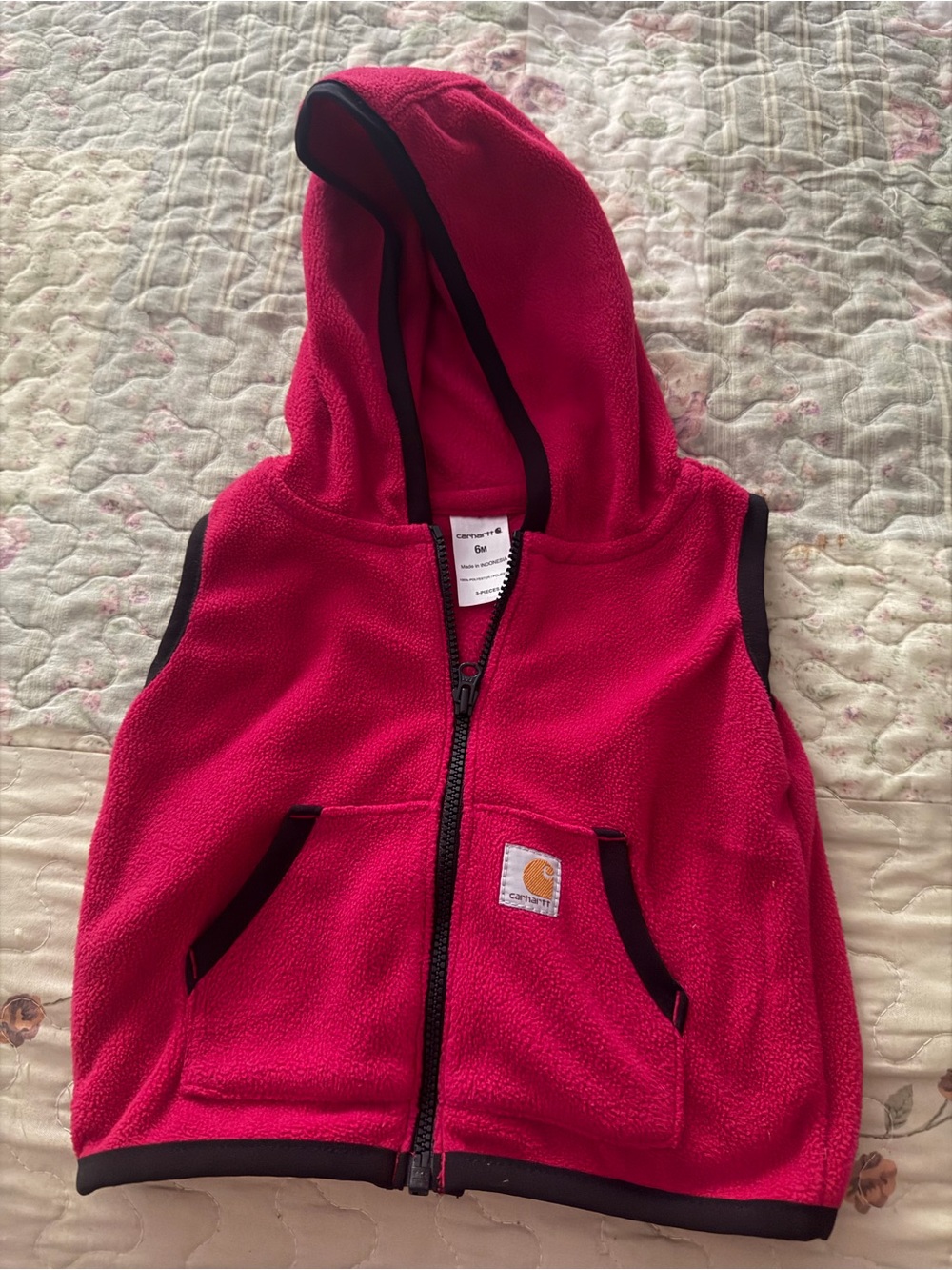 Carhartt infants vest 6 months very good condition